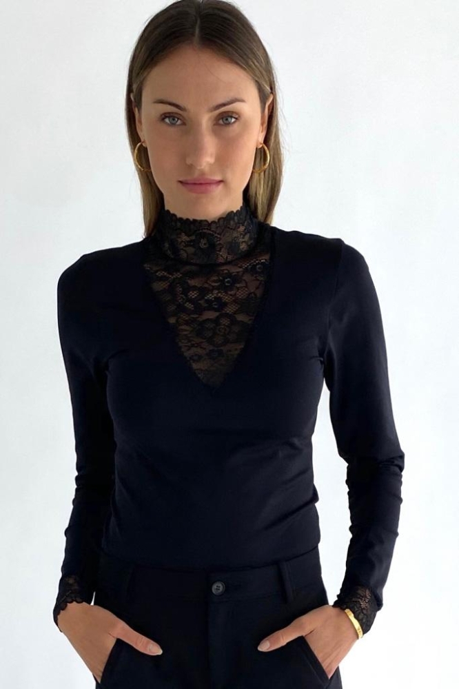 VANESSA V CUT BLOUSE MI3824 100 BLACK